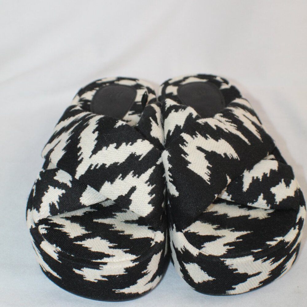 H&M Sandals Womens Slide Platform Casual Comfort Black White Slip Size 6